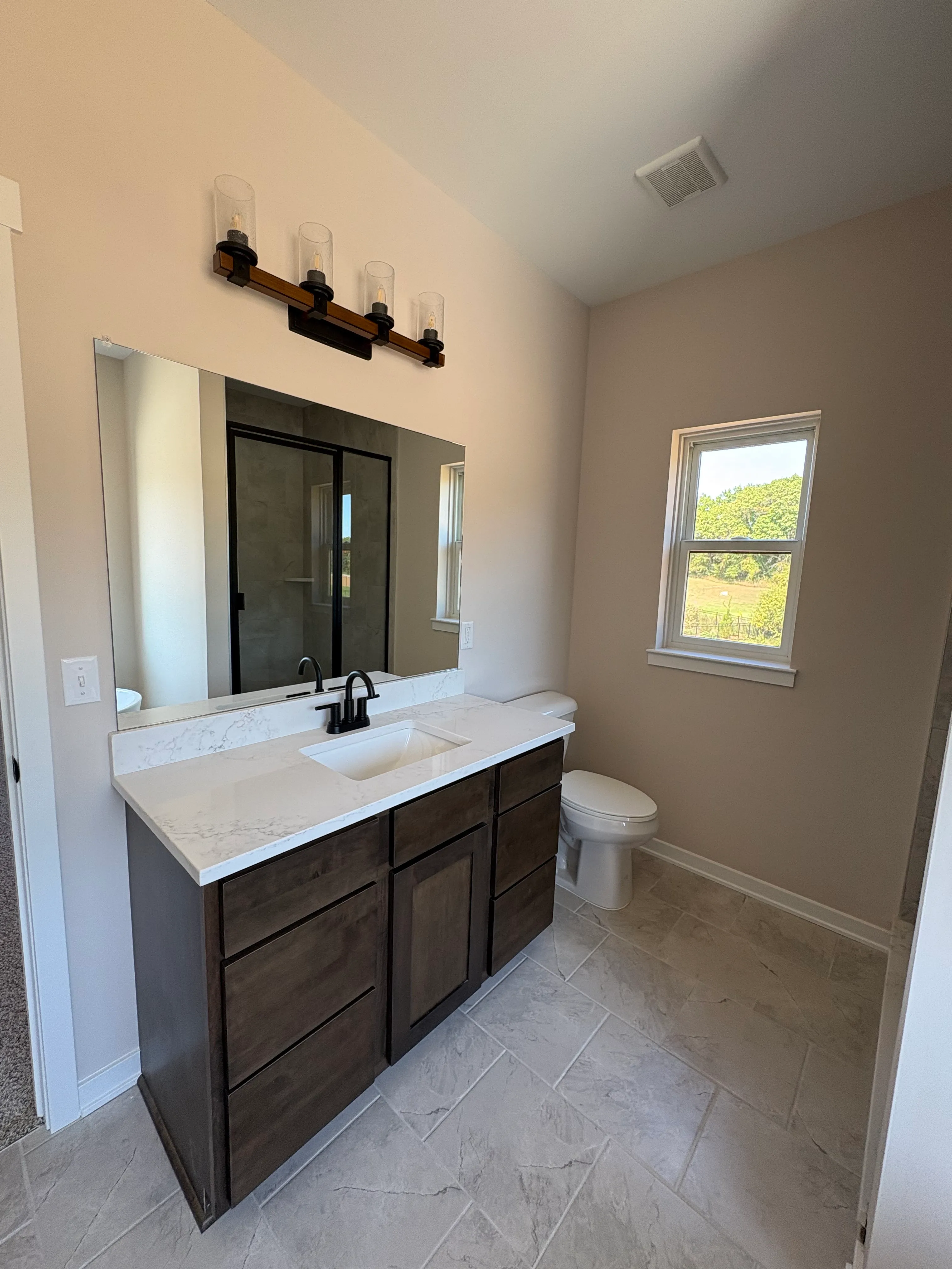 Ridgeview - Image 17